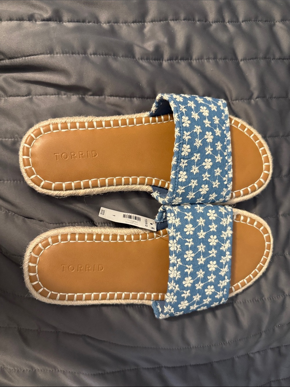 torrid Blue Floral Palm Slide Sandals